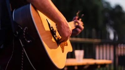 Unsplash Guitar